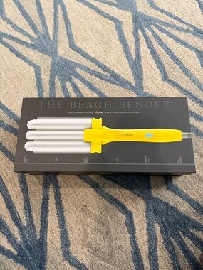 Drybar Beach Bender Triple Barrel Waver - Yellow and White